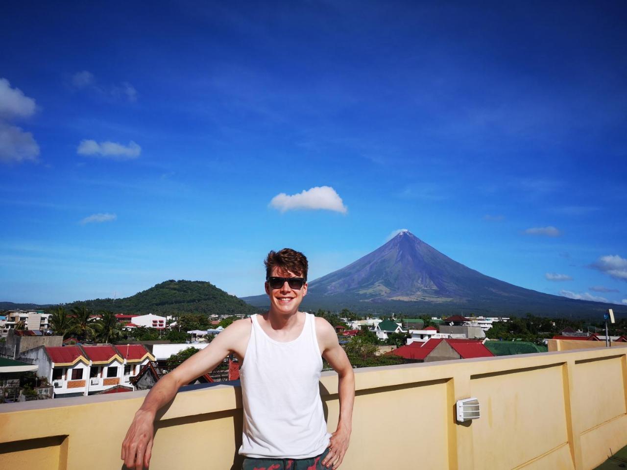 Jdl Residences Hostel Legazpi Eksteriør billede