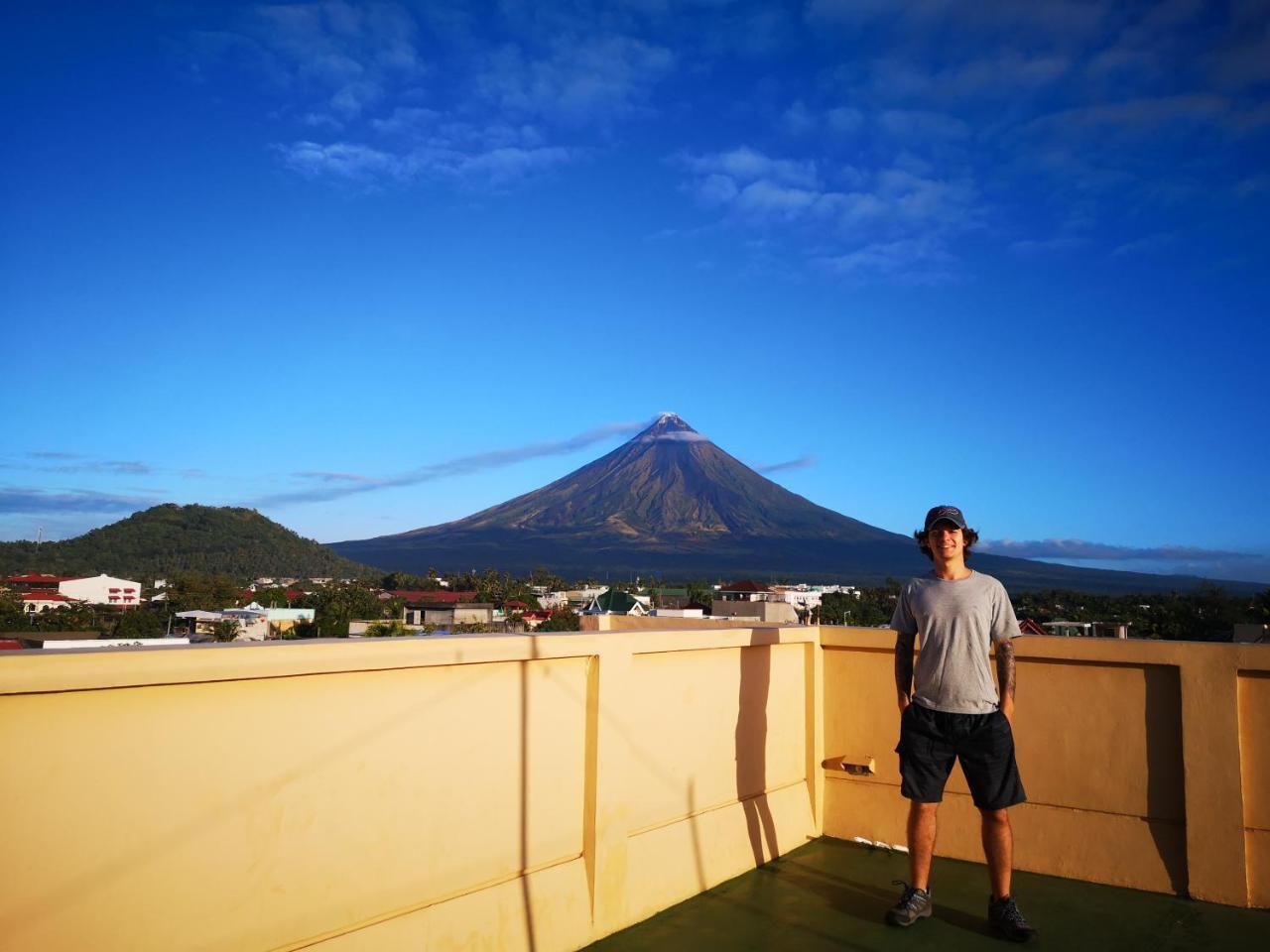 Jdl Residences Hostel Legazpi Eksteriør billede