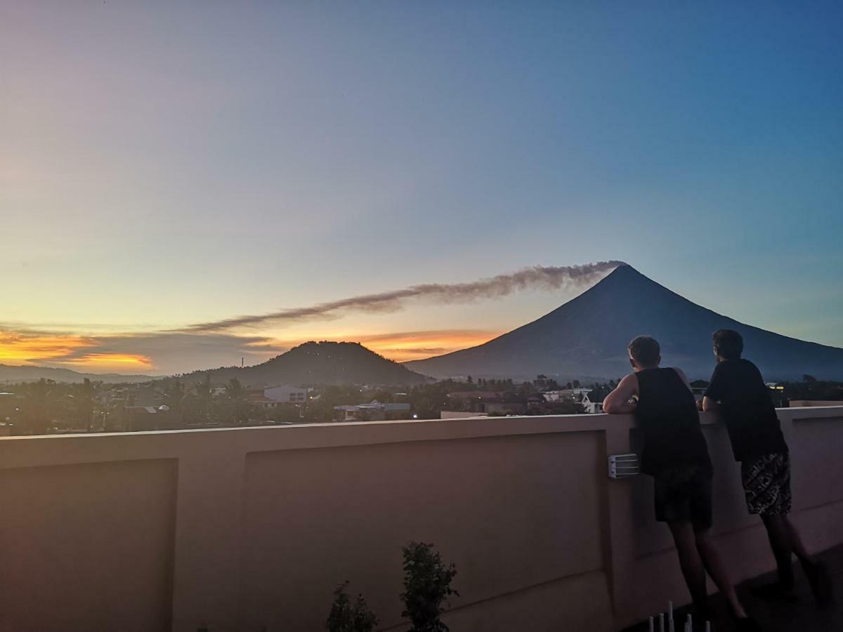 Jdl Residences Hostel Legazpi Eksteriør billede