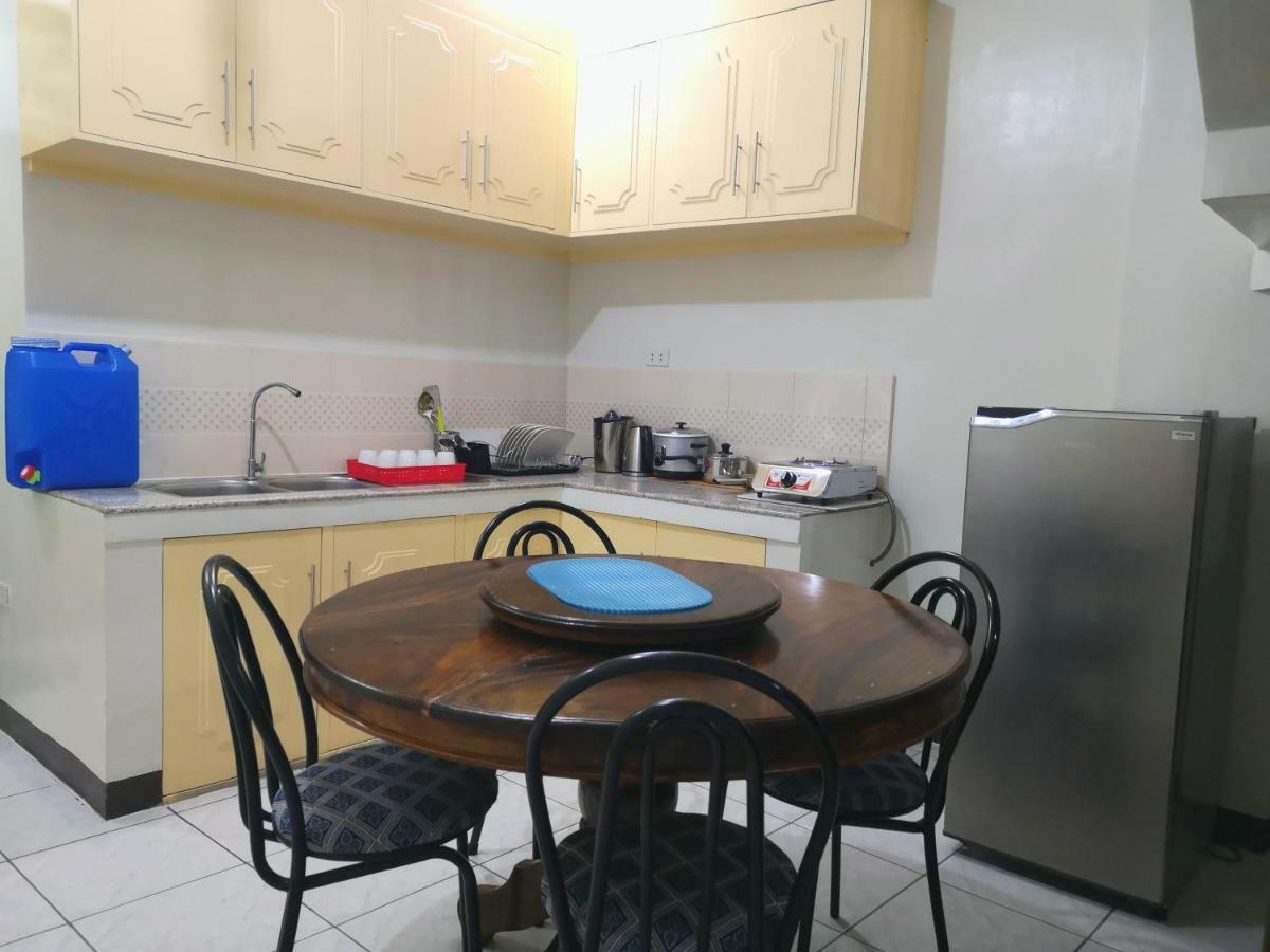 Jdl Residences Hostel Legazpi Eksteriør billede