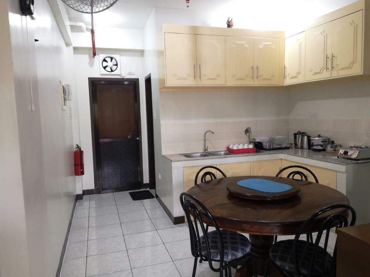 Jdl Residences Hostel Legazpi Eksteriør billede